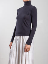 Shiloh Turtleneck in Cashmere Jersey - Carbon