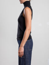 Maya Turtleneck in Cashmere Jersey - Black