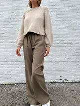 Sloane Mid-Rise Pant in Drapey Poplin - Green *Final Sale*