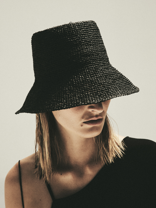 Janessa Leone Felix Hat in Black