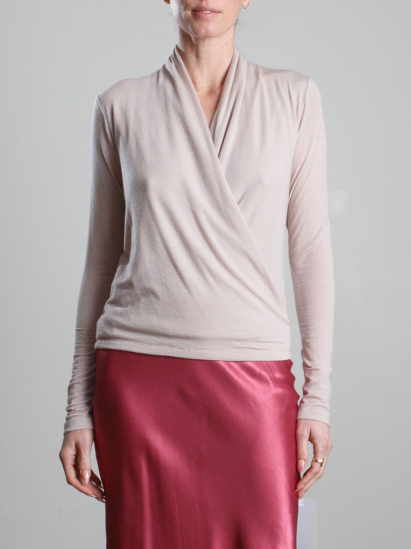 Lana Wrap Top in Cashmere Jersey - Nude