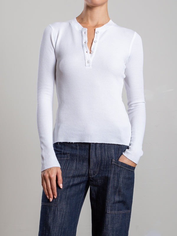 Jude Henley in Thermal - White