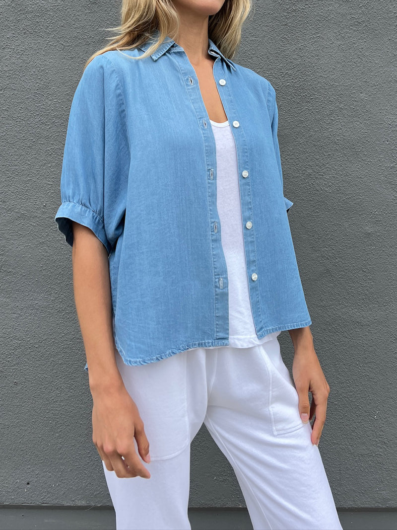 Claude Shirt in Chambray - Light Wash