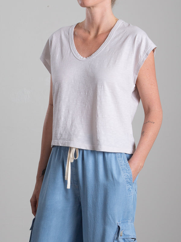 Lena Slouchy Scoop Neck Tee in Supima Slub - Fog