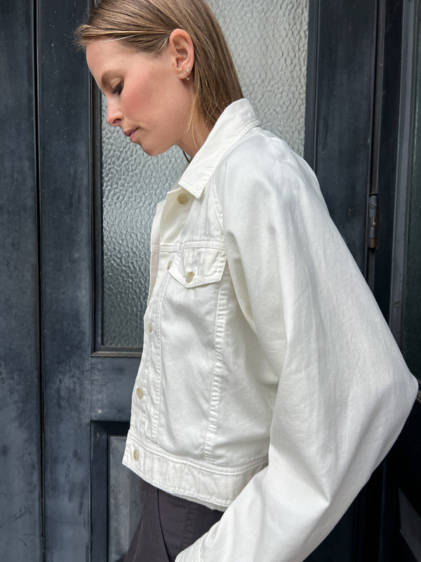 Bobbi Shirt Jacket in Washed Canvas - Bone