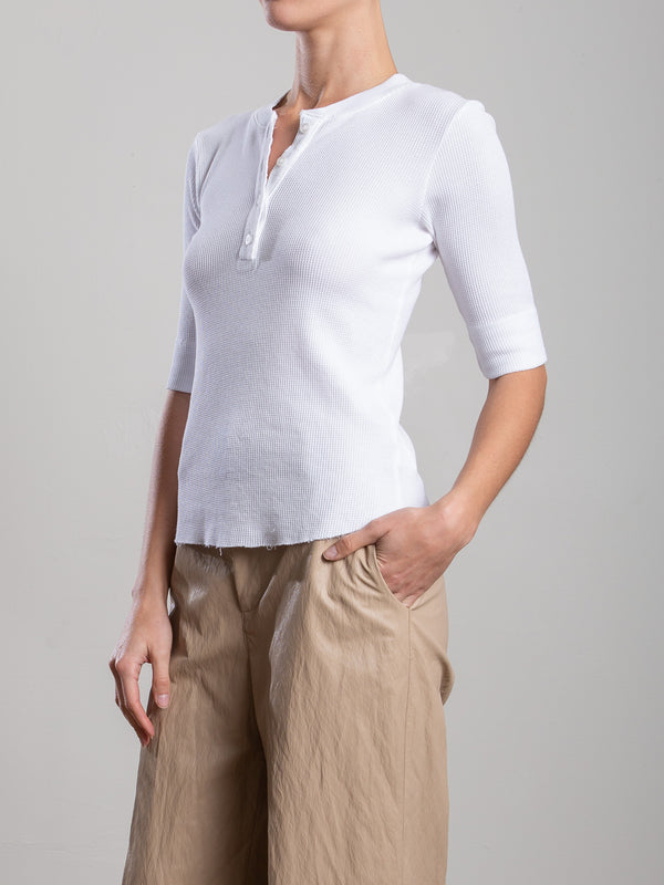 Salma Henley in Thermal - White
