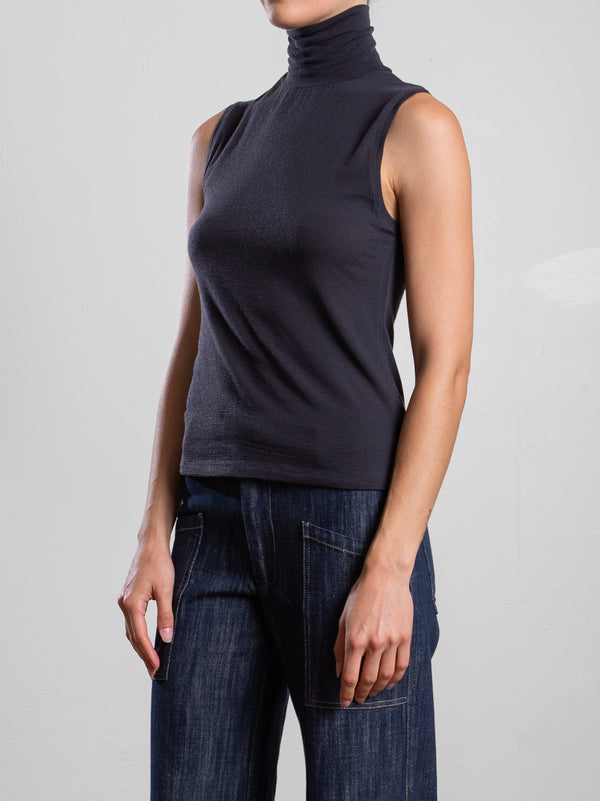 Maya Turtleneck in Cashmere Jersey - Carbon