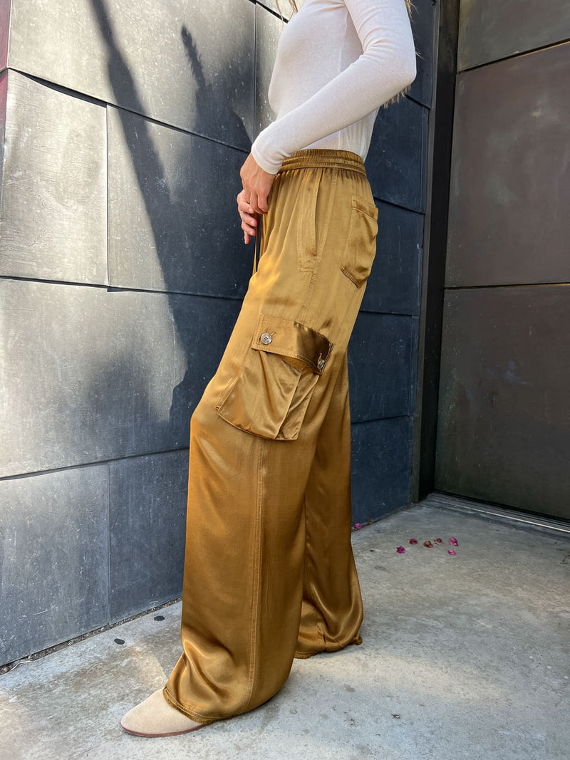 Mason Cargo Pant in Vintage Satin - Tannin