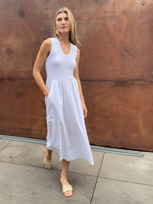 Jaclyn Dress in Paperweight Cotton - White