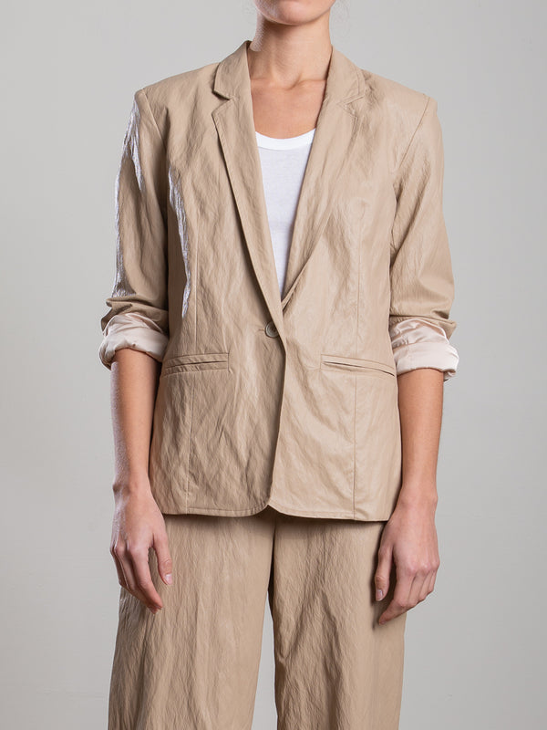 Cyrus Blazer in Faux Leather - Biscotti