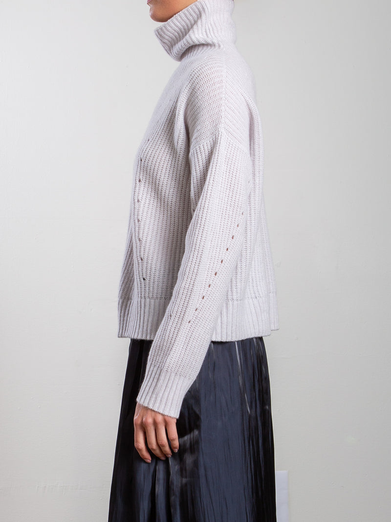 Nicole Turtleneck in Wool Cashmere - Cloud