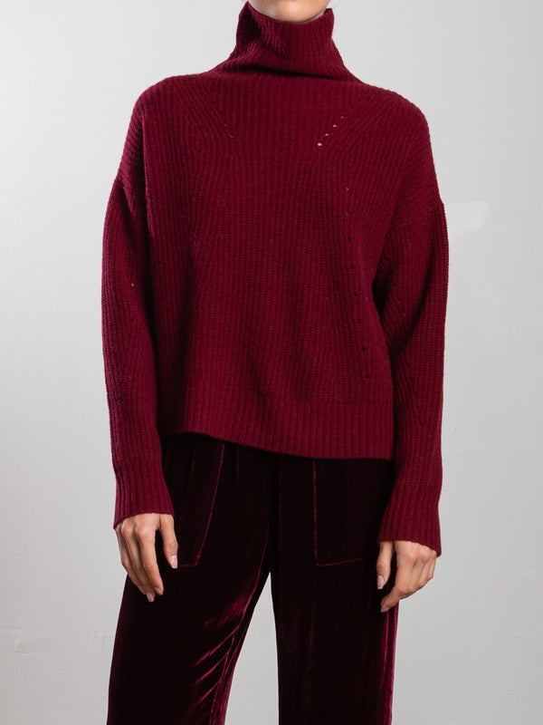 Nicole Turtleneck in Wool Cashmere - Oxblood