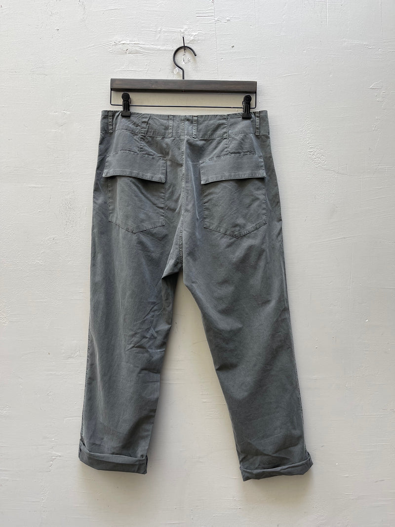 Frankie Utility Pant in Paperweight Cotton - Charcoal
