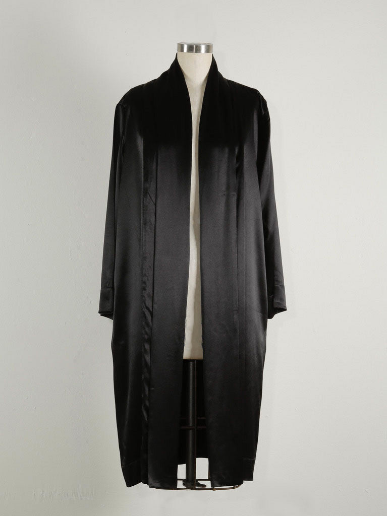 Harlow Shawl Collar Robe in Vintage Satin - Black
