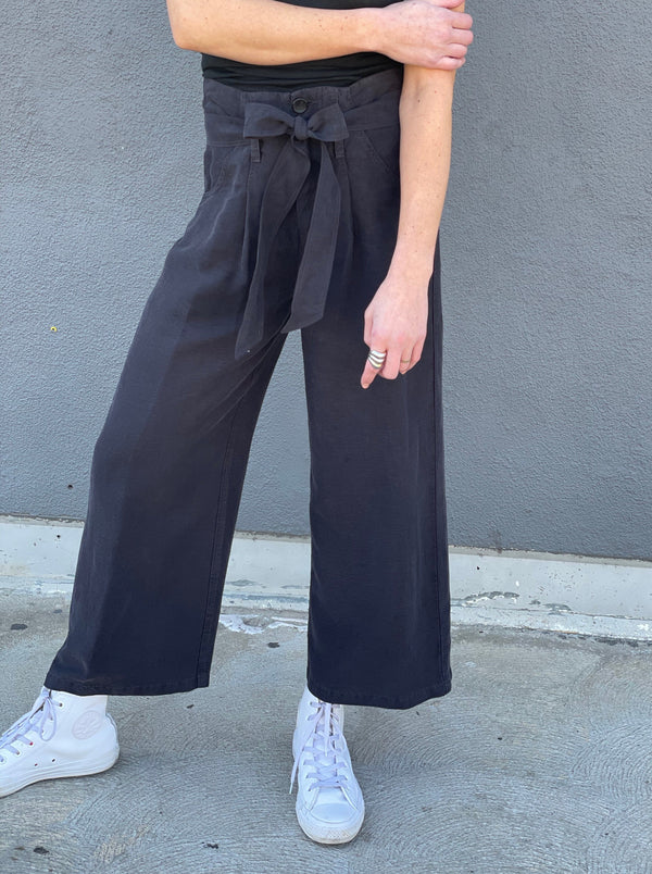 Kelly Pant in Linen - Charcoal