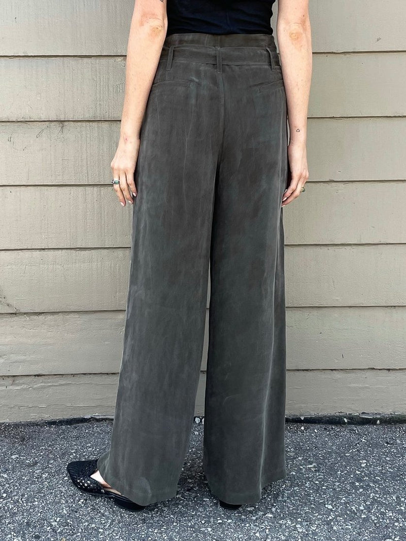 Kelly Pant in Cupro - Military
