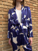 Simone Shirt Jacket in Royal Giraffe