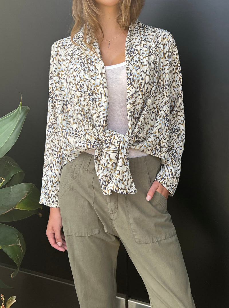 Simone Shirt Jacket in Khaki Feathers