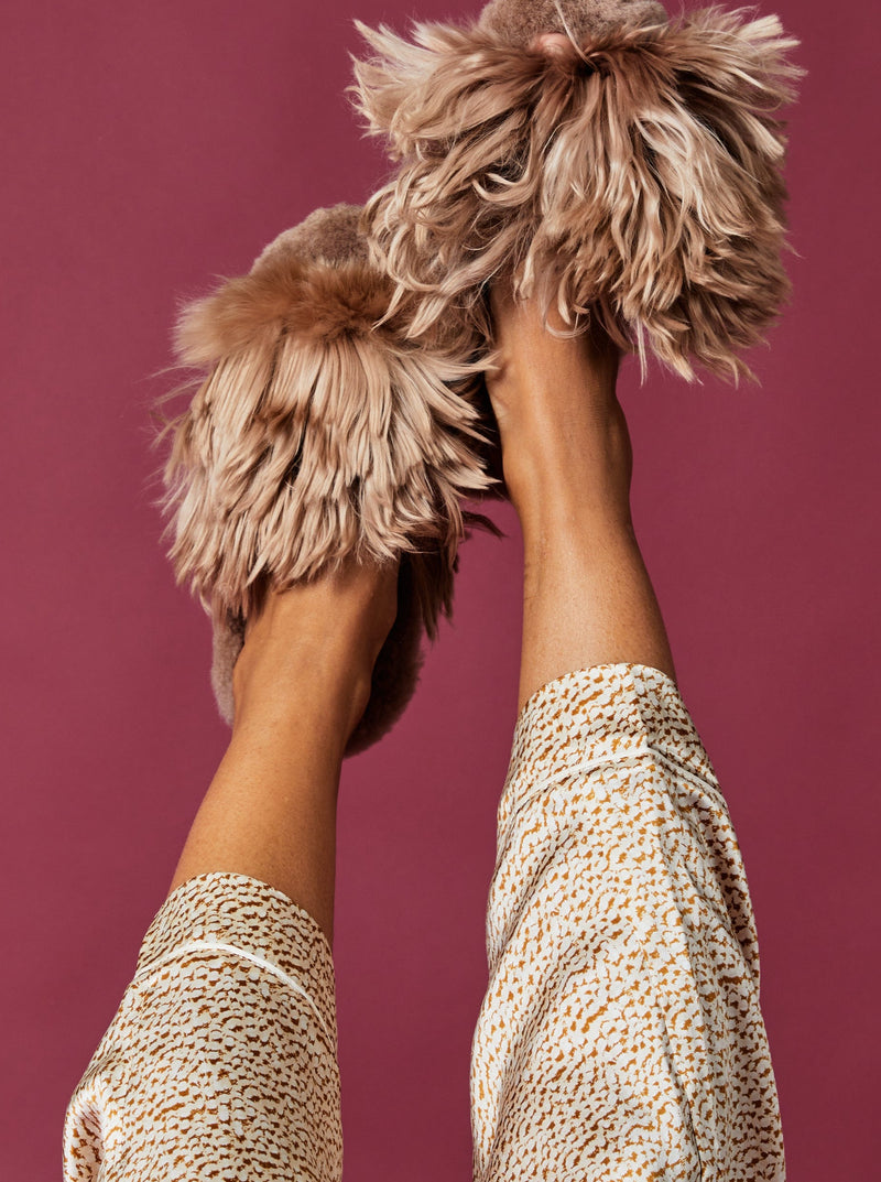 Ariana Bohling Suri Alpaca Slipper Slide - Blush
